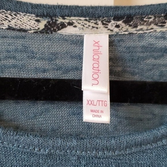 XHILERATION MIXED MEDIA FLOWY BLUE FLORAL TOP TEE WITH LACE SIZE XXL - Picture 3 of 8